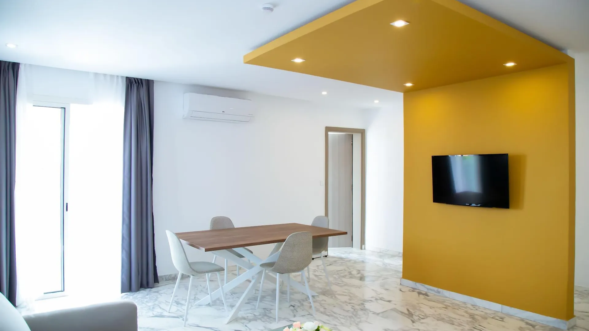 Le Ndiambour Hotel Et Residence Dakar Senegal