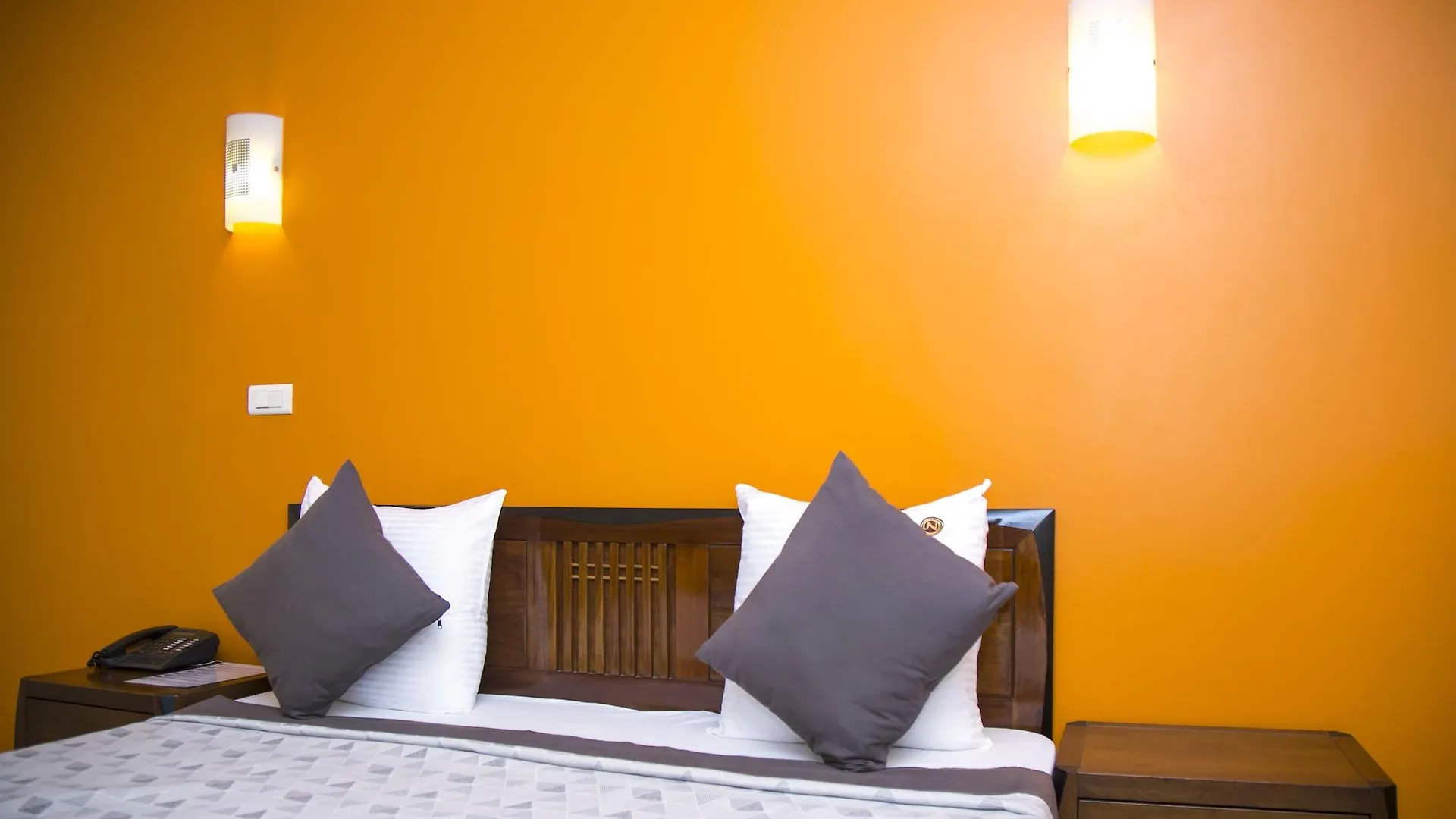 Le Ndiambour Hotel Et Residence Dakar