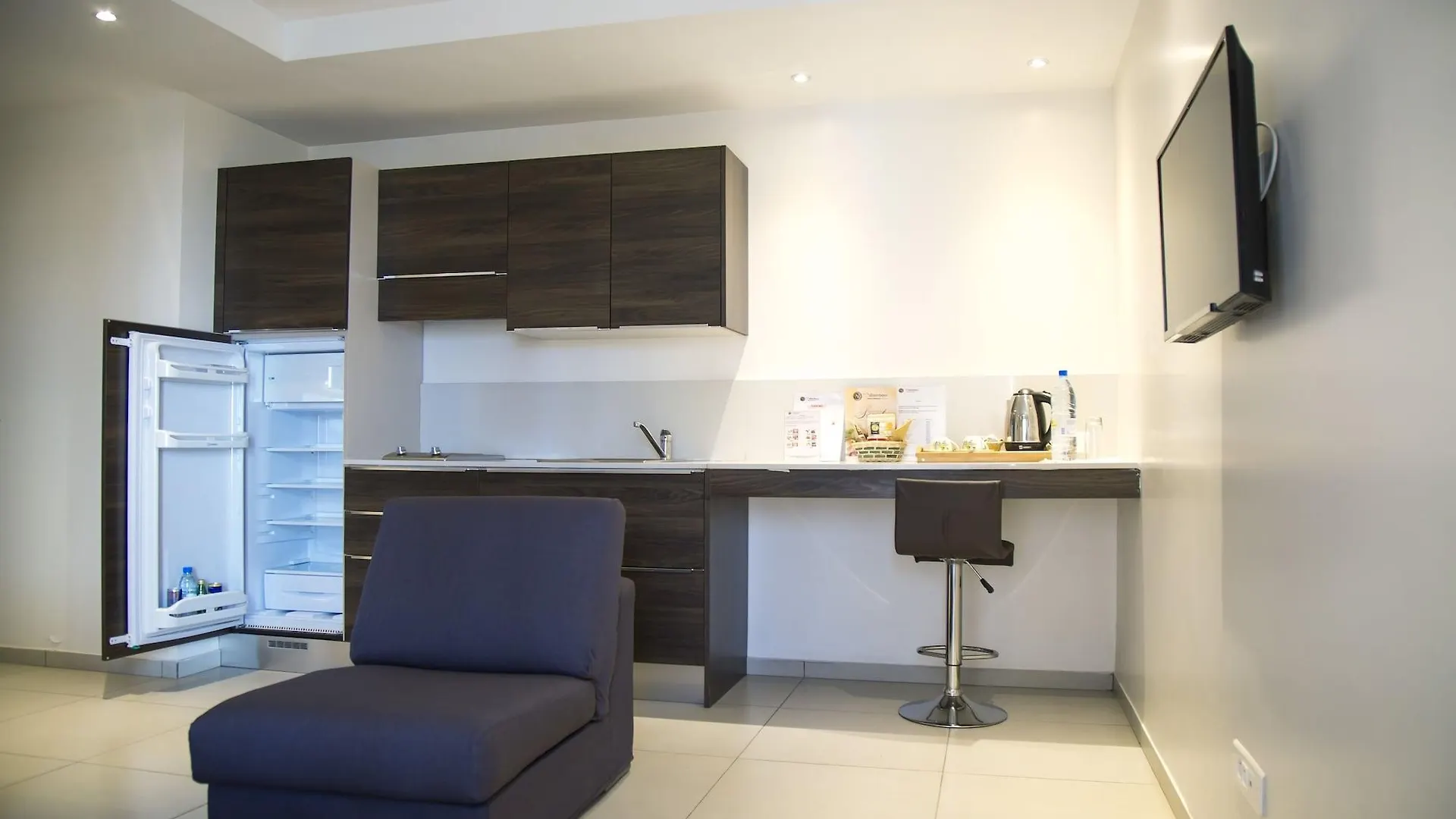 Le Ndiambour Hotel Et Residence Dakar 4*,